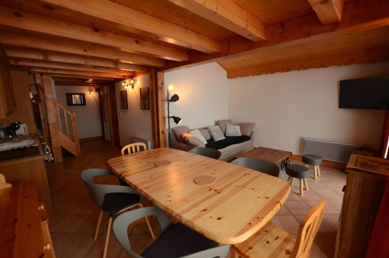 Chalet A, Village Des Lapons Les Saisies, 3 Chambres Et 1 Espace Nuit Mezzanine المظهر الخارجي الصورة
